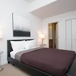 Newly Renovated 2Br 2Ba 1000Ft The Arch, Doorman